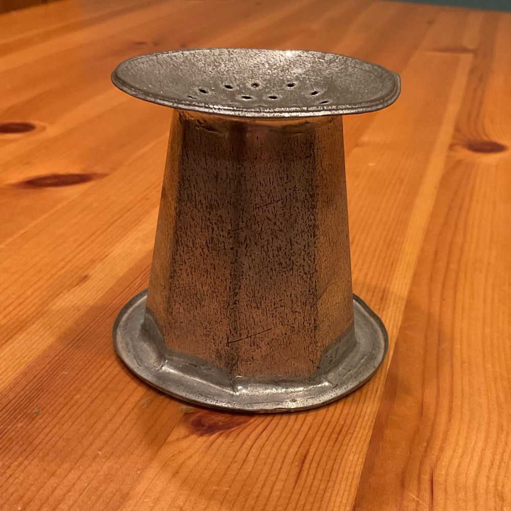 ANTIQUE WRITING SANDER HAND FORGED POUNCE POT